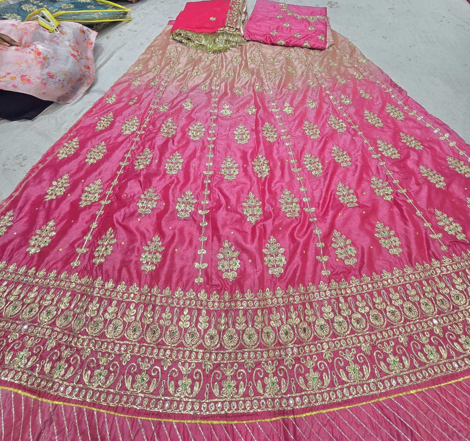 Shaded Poshak Pattern